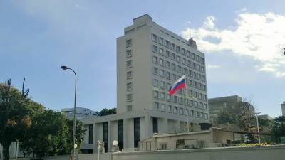 Посольство РФ в Японии назвало имя приплывшего на Хоккайдо россиянина - iz.ru - Россия - Израиль - Япония
