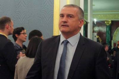 Сергей Аксенов - Аксенов раскрыл схему приобретения недвижимости в Крыму украинскими чиновниками - mk.ru - Россия - Украина - Крым