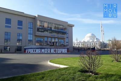 Более 3 тысяч многодетных семей бесплатно посетили Исторический парк - mirmol.ru - Россия - Махачкала