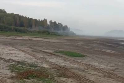 Жители самостоятельно защищали от огня базу «Зеленый мыс» - eburg.mk.ru - Первоуральск