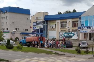 Жители воронежского райцентра Россошь третьи сутки остаются без воды из-за коммунальной аварии - gorcom36.ru - Воронеж