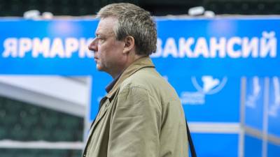 Валерий Москаленко - Уровень регистрируемой безработицы в Петербурге за год снизился почти в 3 раза - dp.ru - Санкт-Петербург