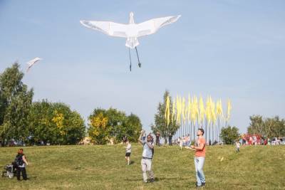 Фестиваль воздушных змеев «ЛеТатлин» пройдет в галерее XXI века - vm.ru - Москва