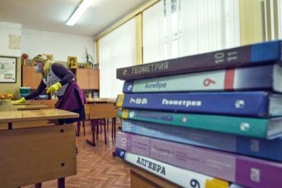 Полпредство: только одна школа в Сибири не готова к новому учебному году - interfax-russia.ru - Омская обл. - Сибирь