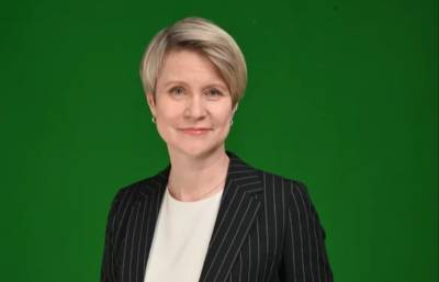Владимир Путин - Елена Шмелева - Елена Шмелева предложила разработать новый стандарт школ с учетом требований школьников, родителей и педагогов - lipetskmedia.ru - Россия