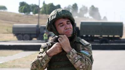 Сергей Лавров - Петер Сийярто - Лавров заявил о нежелании РФ видеть военных США в Центральной Азии - iz.ru - Россия - США - Израиль - Венгрия