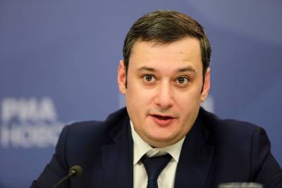 Александр Хинштейн - Хинштейн поддержал идею об уголовном наказании за подмену номеров - mk.ru - Россия