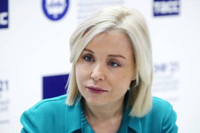 Светлана Радионова - России предрекли полный отказ от цветного пластика - lenta.ru - Россия - Экология