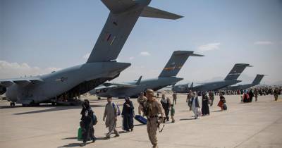 Забихулла Муджахид - "Талибан" запретит эвакуироваться из Кабула после 31 августа - ren.tv - Россия - США - Афганистан - Талибан - Кабул