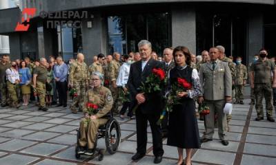 Петр Порошенко - Петра Порошенко облили зеленкой в центре Киева - fedpress.ru - Украина - Киев