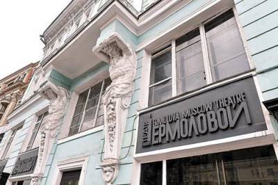 Владимир Путин - Олег Меньшиков - Уволенные из Театра имени Ермоловой актеры написали письмо Владимиру Путину - argumenti.ru - Москва - Россия