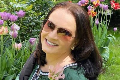 Алла Пугачева - София Ротару - Руслан Евдокименко - «Не поймешь, кто старше!» София Ротару поразила снимком со своим сыном - skuke.net