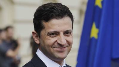 Владимир Зеленский - Петр Порошенко - Владимир Александрович - Порошенко обвинил Зеленского в причастности к инциденту с зеленкой - iz.ru - Украина - Киев - Израиль - Черниговская обл.