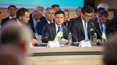 Владимир Зеленский - Дмитрий Кулеба - Российское вино проложит новый путь к потребителю - vz.ru - Россия - Украина - Киев - Крым