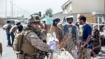 США эвакуировали из аэропорта Кабула штабных военнослужащих - eadaily.com - США - Афганистан - Кабул