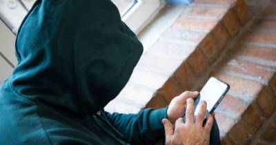 В Калининграде 34-летняя медсестра отдала мошенникам 400 тысяч рублей - klops.ru - Калининград - район Московский, Калининград - Балтийск