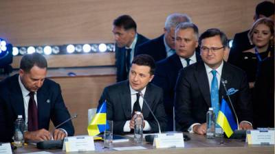 Владимир Зеленский - Почему Крымская платформа не сможет принять ни одного решения - bin.ua - Украина - Киев