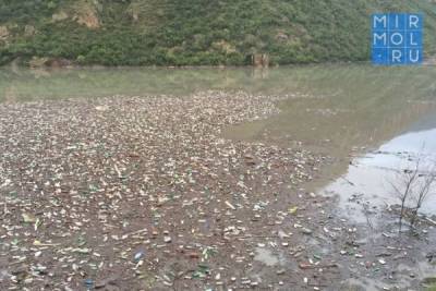 Муниципалитеты Дагестана привлекают к ответственности за загрязнение рек - mirmol.ru - респ. Дагестан - Экология