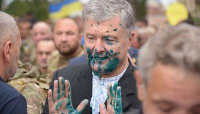 Владимир Зеленский - Петр Порошенко - Михаил Подоляк - «Неистовые фобии». У Зеленского ответили на обвинения Порошенко, облитого зеленкой - sharij.net - Украина