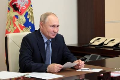 Владимир Путин - Анна Попова - Путин снова заявил о запрете навязывать вакцинацию - lenta.ru - Россия