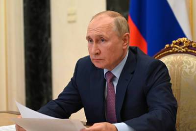 Владимир Путин - Путин заявил о необходимости совершенствования системы оплаты труда педагогов - lenta.ru - Россия - Ярославль