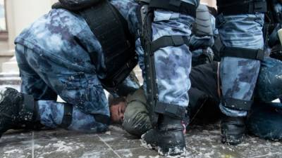 Алексей Навальный - Кирилл Петров - Суд во Владивостоке присудил компенсацию задержанному на митинге - svoboda.org - Россия - Владивосток