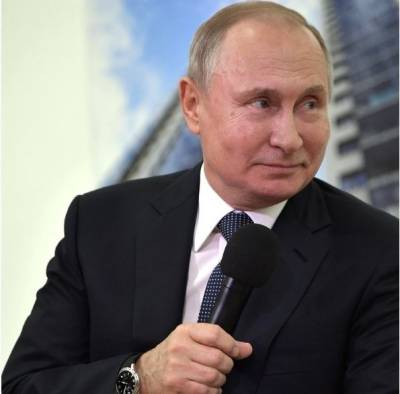 Владимир Путин - Виталий Мутко - Аналитик: о шансе «впервые» решить жилищный вопрос Путин говорит почти десять лет - znak.com - Россия
