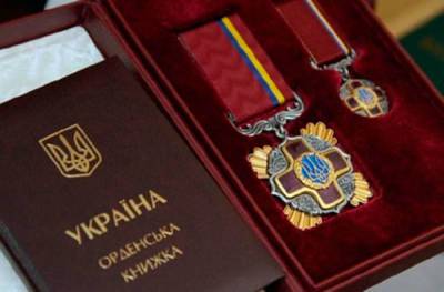 Владимир Зеленский - Одесский детский врач получил орден из рук Зеленского - odessa-life.od.ua - Украина - Киев - Одесса