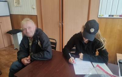 На Львовщине мужчина угрожал прохожим пистолетом - korrespondent.net - Украина - Львовская обл. - район Золочевский