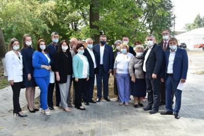 Николай Любимов - Любимов осмотрел благоустройство сквера в Спас-Клепиках за 9 млн рублей - rzn.mk.ru - Рязанская обл.