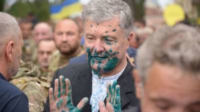Владимир Зеленский - Петр Порошенко - Михаил Подоляк - В ОП прокомментировали обвинения в причастности к нападению на Порошенко - lenta.ua - Украина