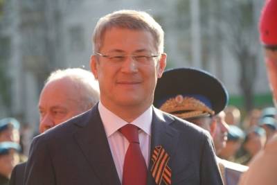 Владимир Путин - Радий Хабиров - Глава Башкортостана Хабиров рассказал о трясущихся руках при встрече с Путиным - mk.ru - Россия - Башкирия