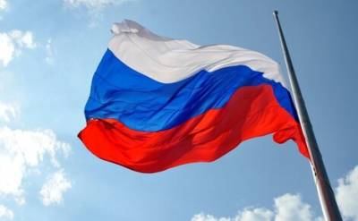 Владимир Путин - Татьяна Голикова - Власти России планируют ввести в школах традицию подъема флага - echo.msk.ru - Россия - США