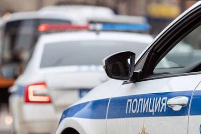 Недовольный мигрантами москвич пригрозил взорвать помещение - lenta.ru - Москва - Санкт-Петербург - Узбекистан - Таджикистан - район Красносельский, Санкт-Петербург
