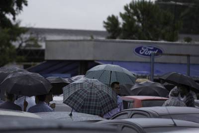 Ford - Автогигант решил не торопиться с возвращением сотрудников в офисы - lenta.ru