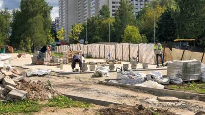 Благоустройство территории между Крылатской улицей и Рублевским шоссе почти завершилось - vm.ru - Москва - Благоустройство