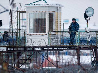 В колонии строгого режима уфсиновец за деньги облегчал жизнь заключенного - kasparov.ru - Челябинская обл. - Магнитогорск