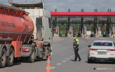 «Чтобы чертики перед глазами не плясали»: на трассе М11 в Тверской области проверяли состояние водителей - afanasy.biz - Тверская обл.