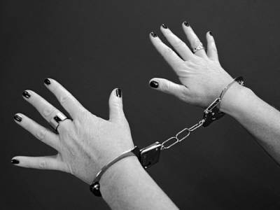 Анна Тертичная - В Подмосковье арестовали санитарку дома престарелых, которая била пенсионеров - rosbalt.ru - Россия - Московская обл.