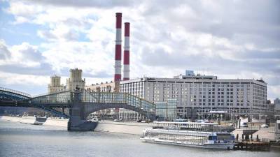 Петр Бирюков - Ремонт Бережковской набережной завершили на западе Москвы - vm.ru - Москва - Благоустройство