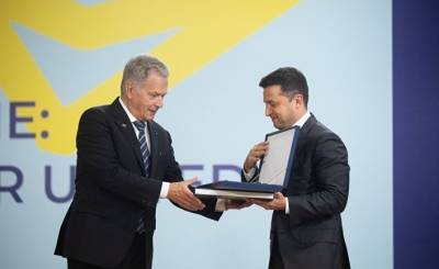 Владимир Зеленский - Verkkouutiset: президент Финляндии предложил решение проблемы Крыма - geo-politica.info - Украина - Крым - Финляндия