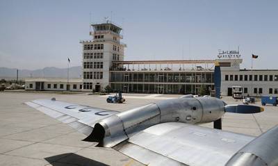 Джеймс Хиппи - Власти Великобритании и США предупредили о возможном теракте в аэропорту Кабула - og.ru - США - Англия - Афганистан - Кабул