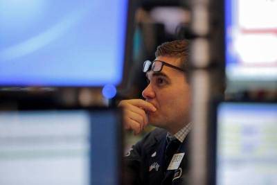 Эксперты ждут коррекцию на рынках до конца года - smartmoney.one - Reuters