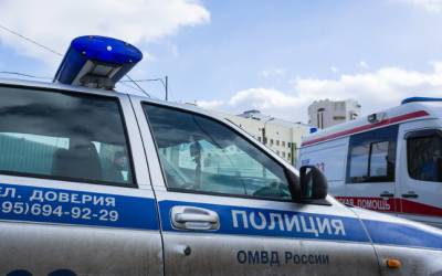 В Зиме две женщины из-за ревности на камеру раздели и облили зеленкой несовершеннолетнюю - actualnews.org - Иркутская обл.