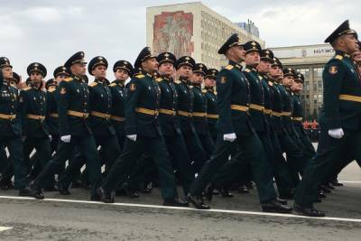 Ни один из саратовских военных и полицейских не захотел говорить в СМИ о выплате в 15 тысяч рублей - saratov.mk.ru - Россия - Саратов