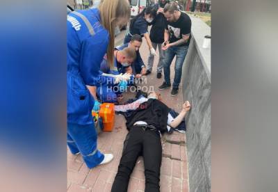 Давид Мелик-Гусейнов - Самокатчик упал на улице Большой Покровской и сломал плечо - vgoroden.ru