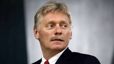Владимир Путин - Дмитрий Песков - В Кремле объяснили указ Путина о чиновниках с двойным гражданством - yur-gazeta.ru - Россия - Украина - Киев