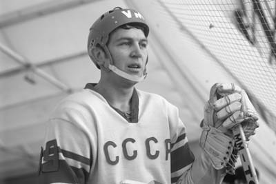 Умер двукратный олимпийский чемпион по хоккею в составе сборной СССР - lenta.ru - Япония
