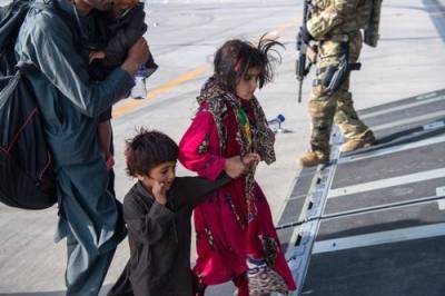 Забиулла Муджахид - Представитель «Талибана» Муджахид заявил, что движение решительно осуждает взрывы у аэропорта в афганской столице - argumenti.ru - Россия - Афганистан - Кабул - Талибан