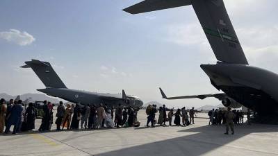 Забиулла Муджахид - Джон Кирби - Эвакуация мирных жителей в Кабуле будет разрешена после 31 августа - iz.ru - США - Израиль - Афганистан